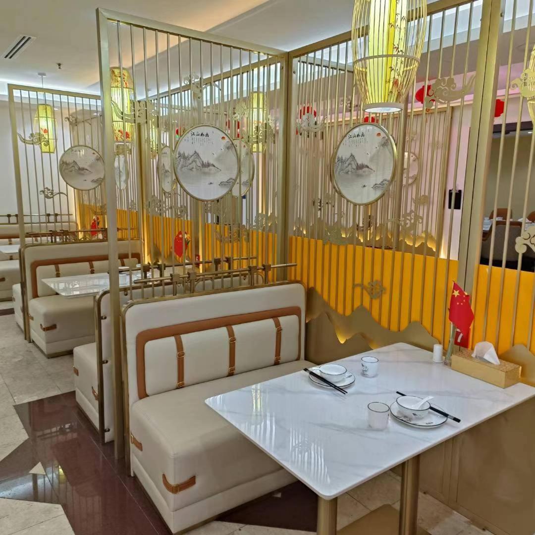 Three 888 Hotel Дубай Екстериор снимка